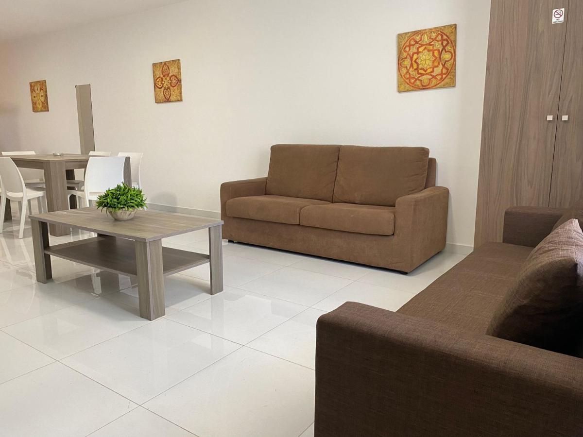 Sunrise Court Apartment Marsaskala Exterior photo