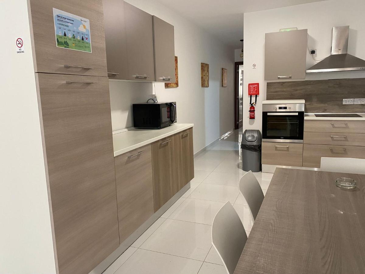 Sunrise Court Apartment Marsaskala Exterior photo