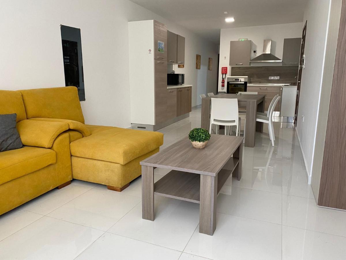 Sunrise Court Apartment Marsaskala Exterior photo